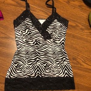 White House Black Market Zebra tank xxs